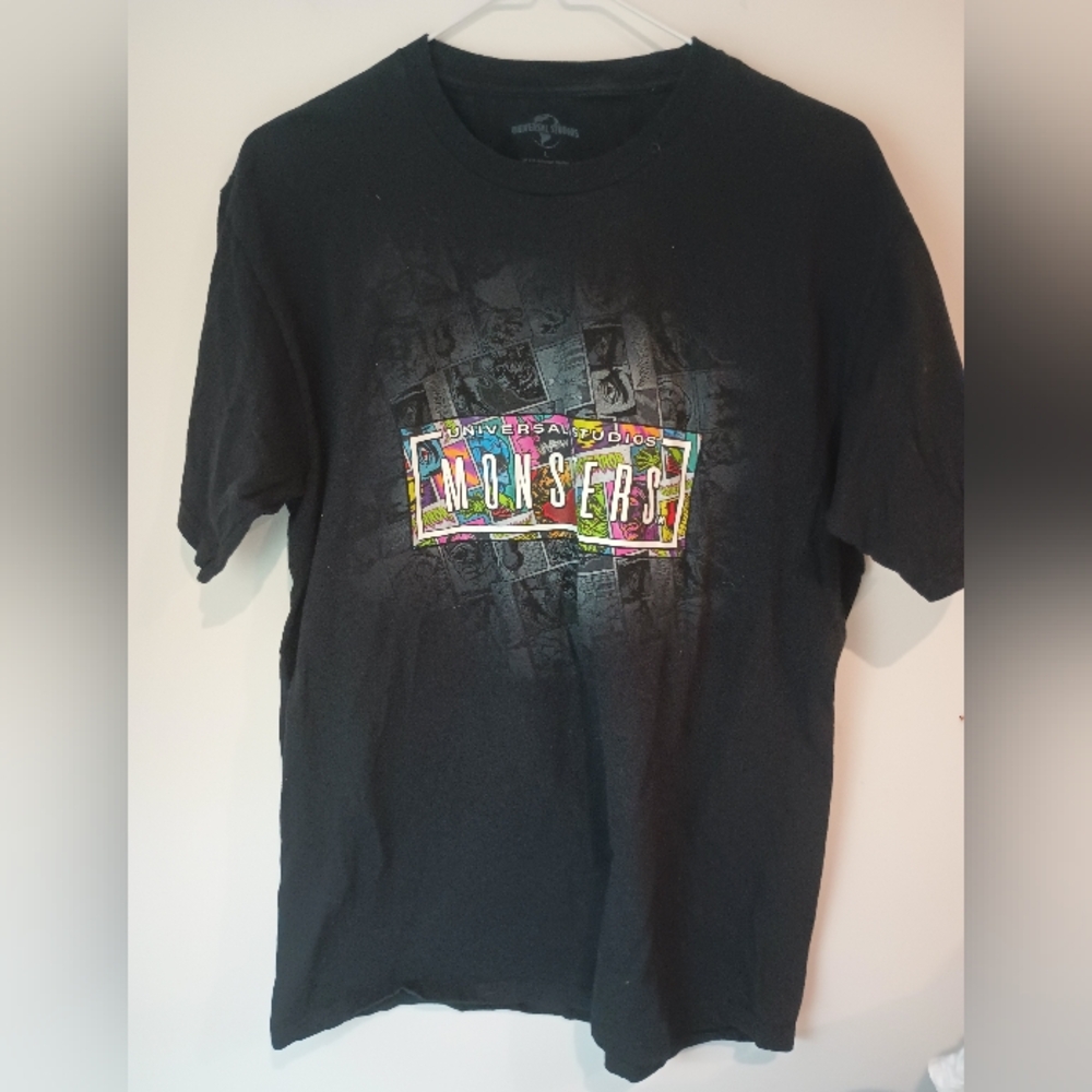 RARE Universal Studios HHN Universal Monsters L Shirt Hollywood